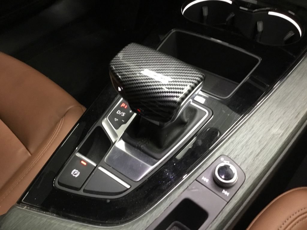 Used 2021 Audi A4 2.0T Premium AWD/4WD image 23
