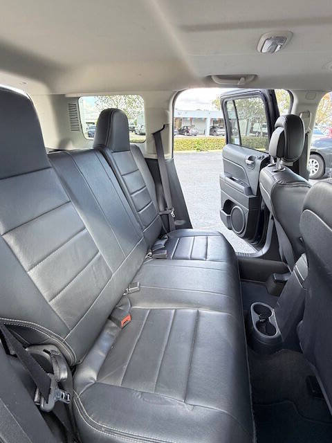 Used 2016 Jeep Patriot High Altitude FWD image 13