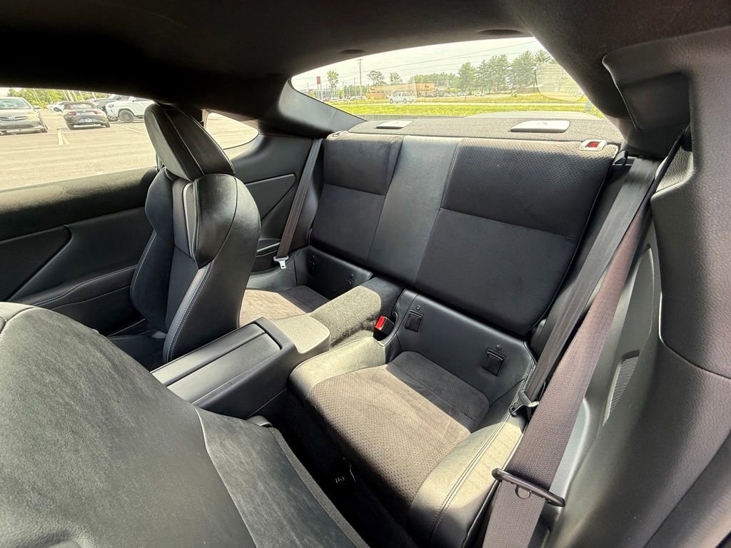 Certified 2025 Toyota GR86 Premium RWD image 28