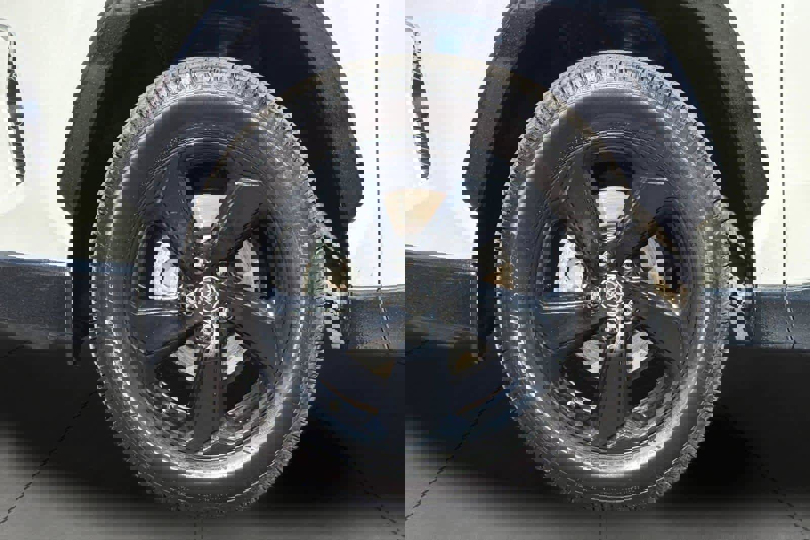 Used 2019 Toyota RAV4 XSE w/ Carpet Mat Package image 11