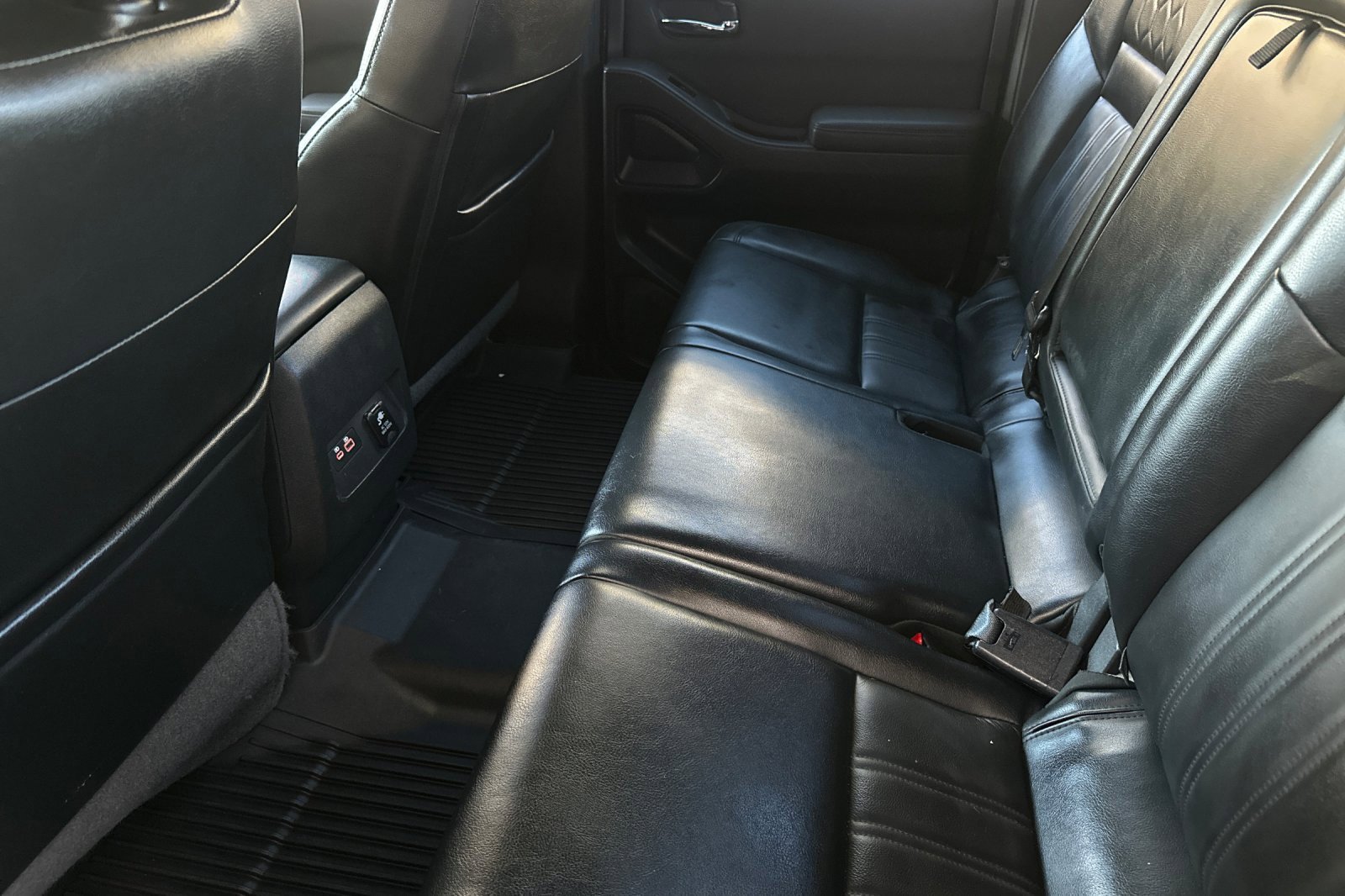 Used 2022 Nissan Frontier Pro-X w/ Pro-X Premium Package image 14