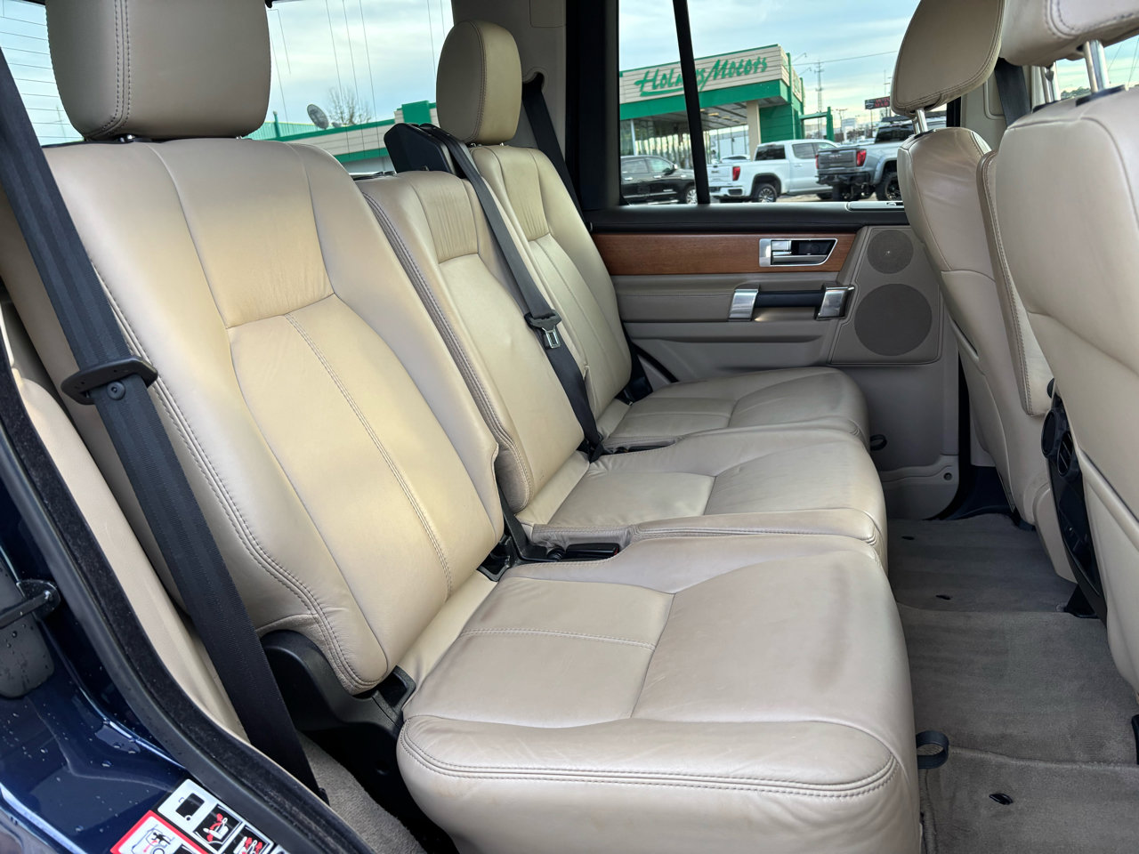 Used 2014 Land Rover LR4 HSE LUX image 28