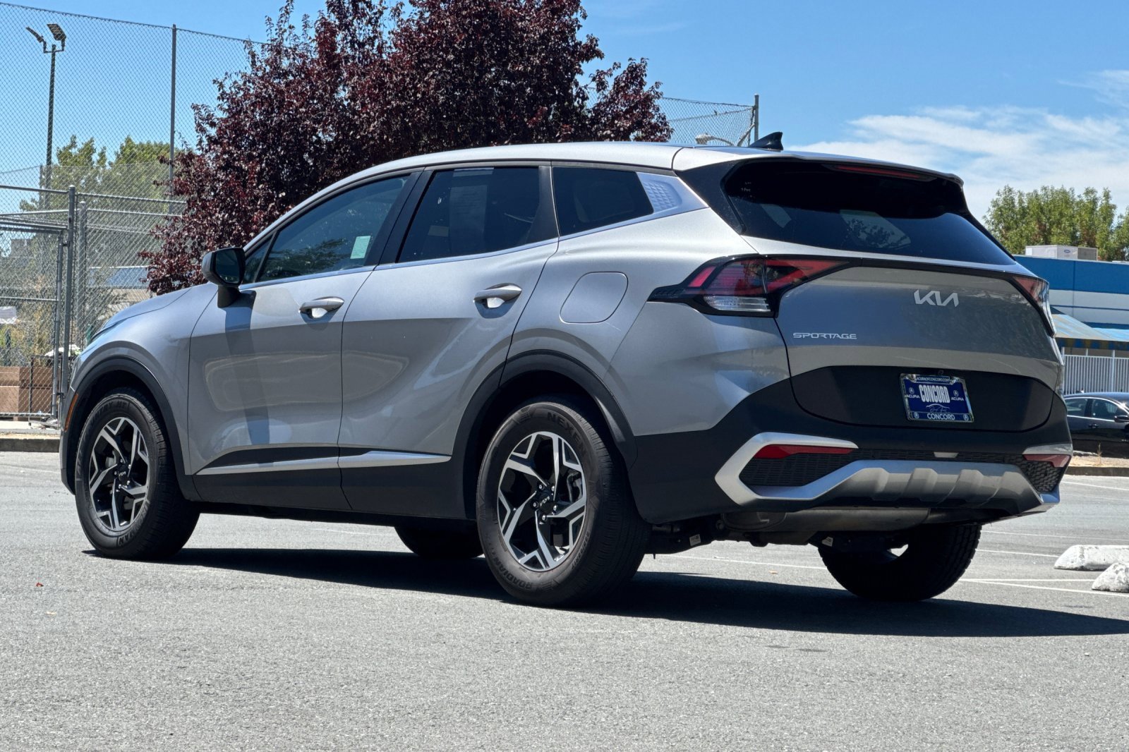 Used 2024 Kia Sportage LX image 6