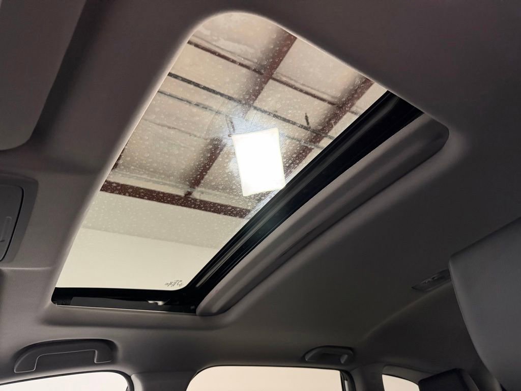 Used 2022 Honda CR-V EX-L image 24