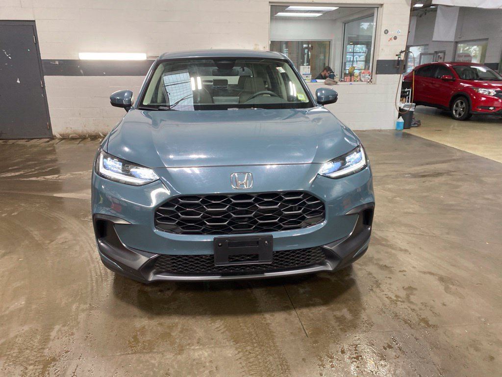 Certified 2024 Honda HR-V LX image 3