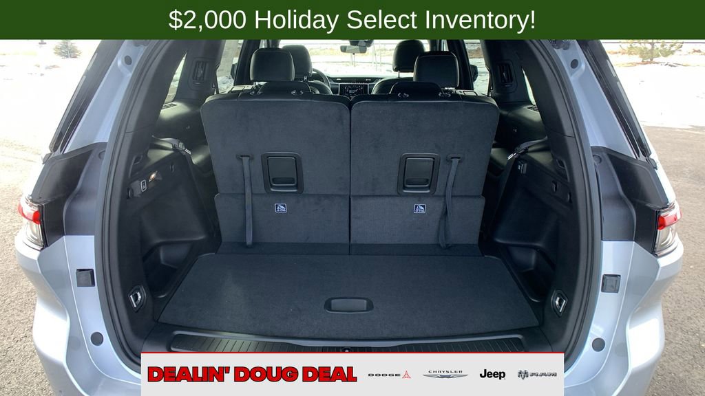 New 2025 Jeep Grand Cherokee L Altitude image 30