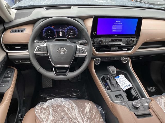 New 2026 Toyota Grand Highlander AWD image 10