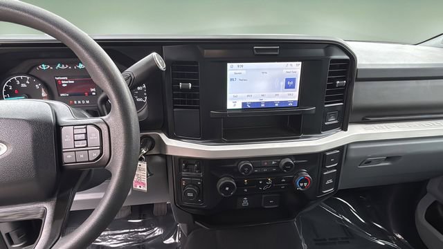 Used 2025 Ford F250 XLT image 10