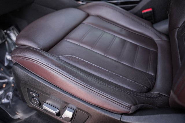 Used 2018 BMW X3 M40i w/ Premium Package image 34