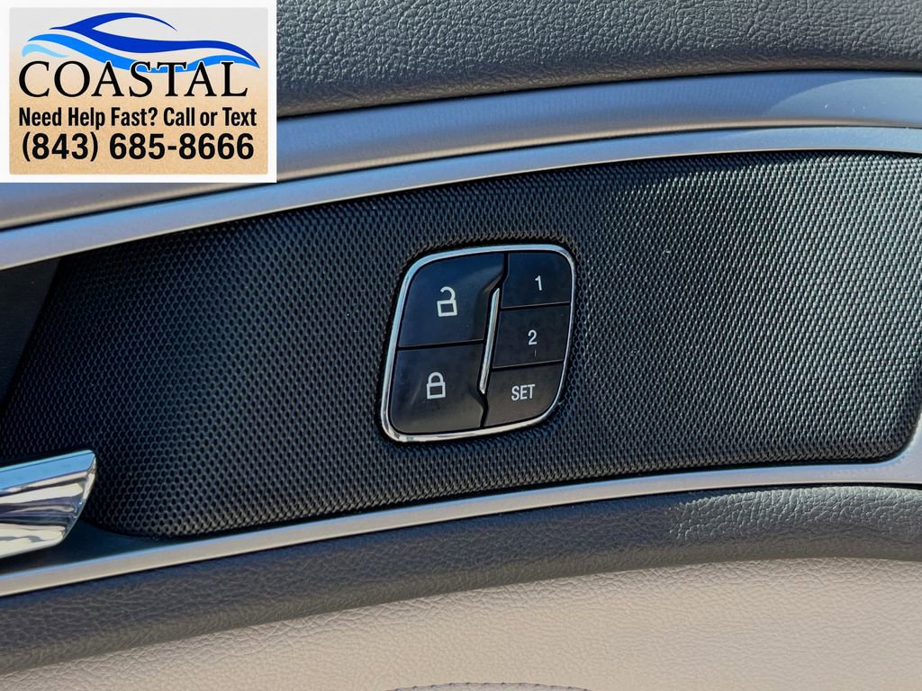 Used 2017 Lincoln MKZ Premiere FWD image 8