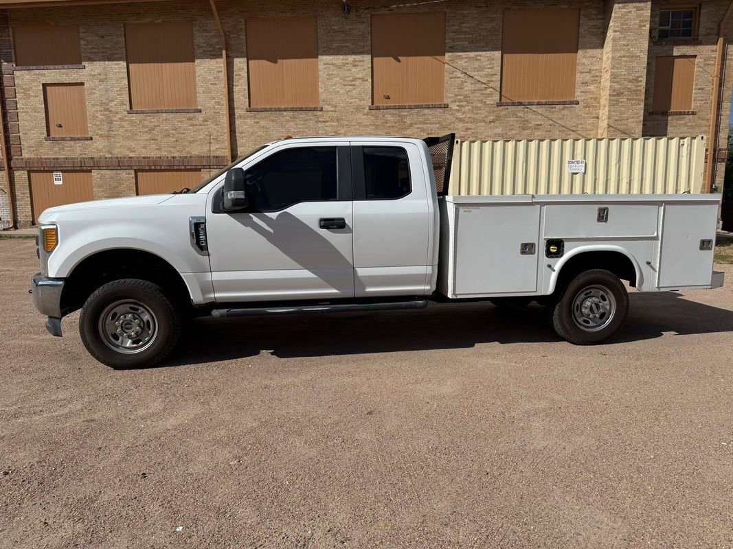 Used 2017 Ford F350 XL w/ Power Equipment Group image 3