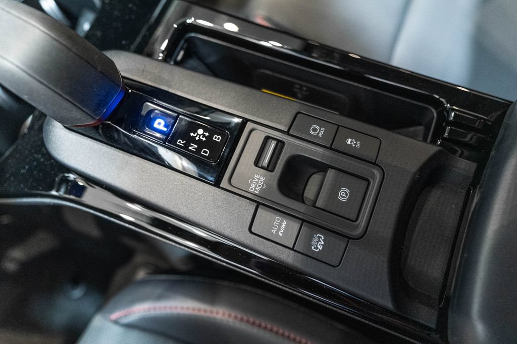 New 2026 Toyota Prius Plug-In Hybrid FWD image 27