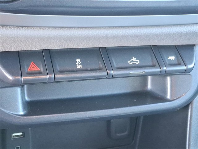 Used 2016 Chevrolet Colorado LT w/ LT Convenience Package image 25