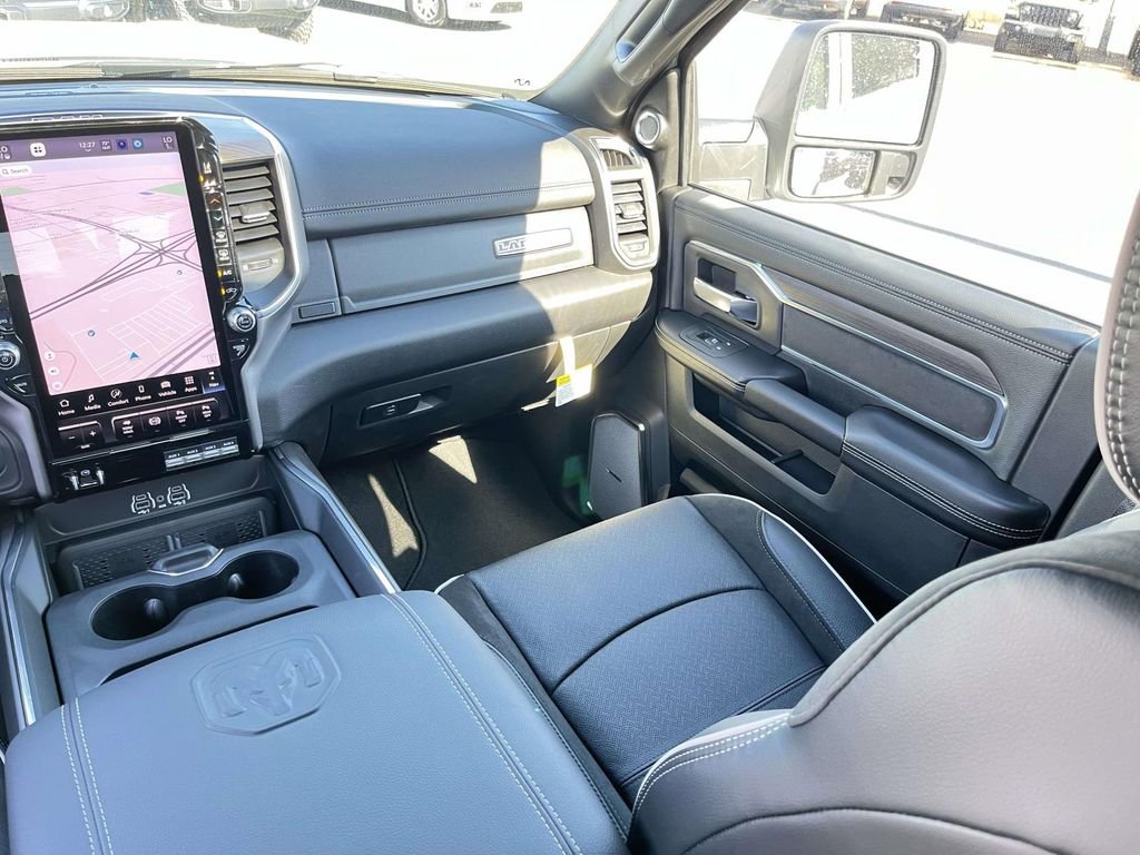 New 2026 RAM 2500 Laramie AWD/4WD image 29