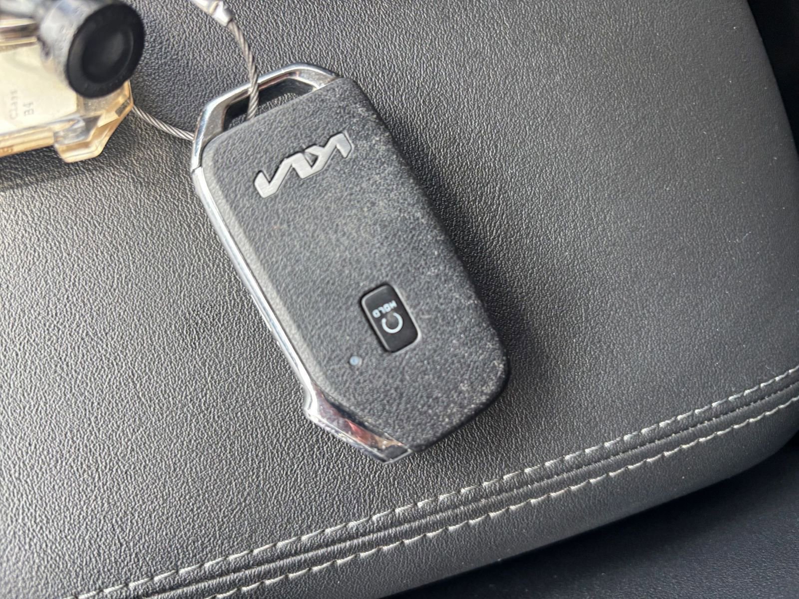 Used 2025 Kia Seltos S image 25