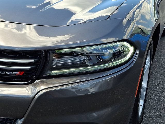 Used 2016 Dodge Charger SE RWD image 13