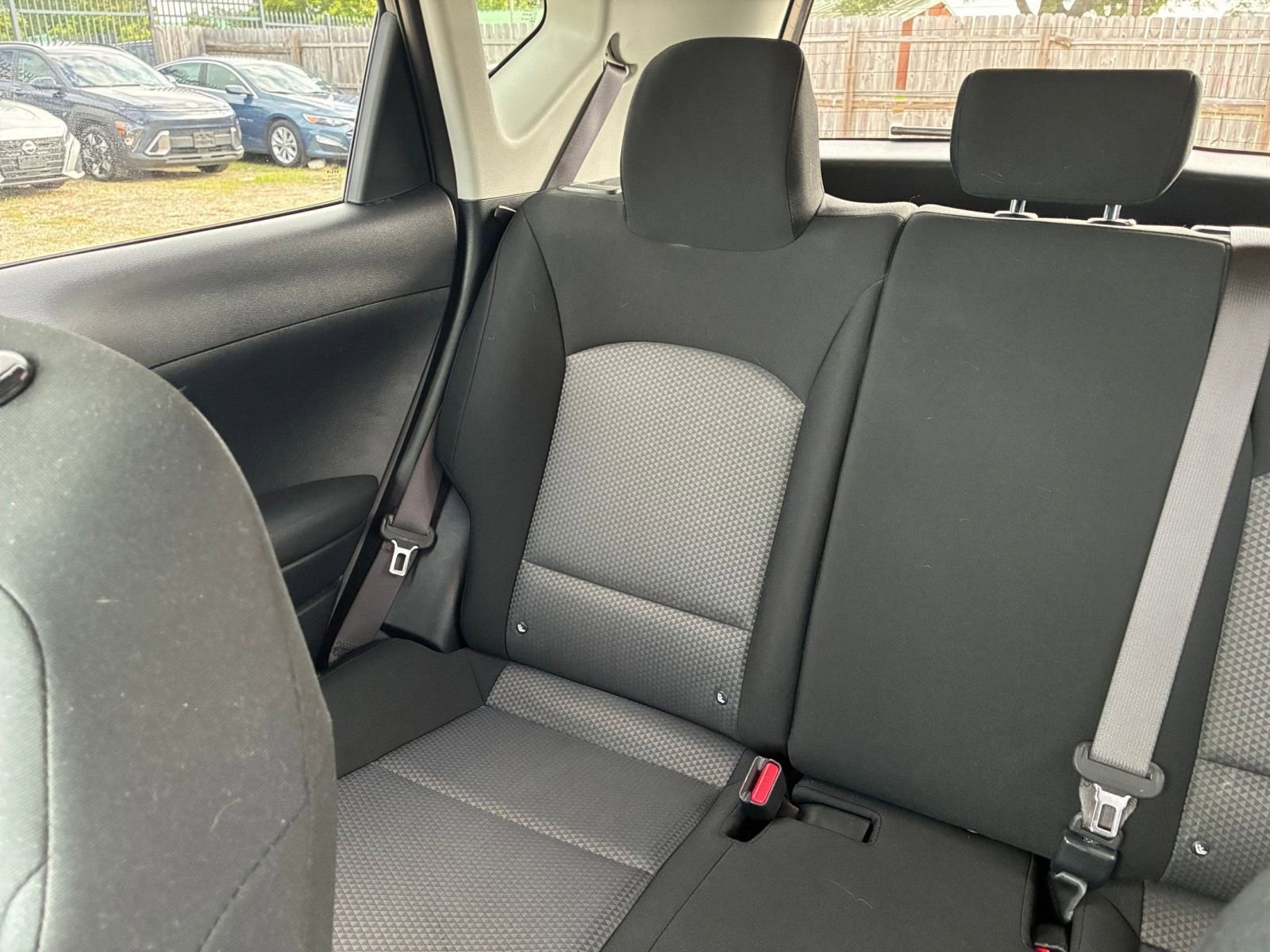 Used 2025 Kia Soul LX w/ LX Technology Package image 32