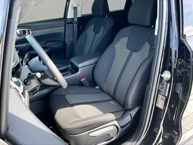 Used 2024 Kia Sorento LX FWD image 27