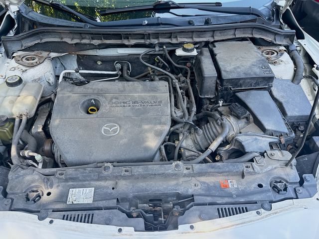 Used 2011 MAZDA MAZDA3 i Touring FWD image 25
