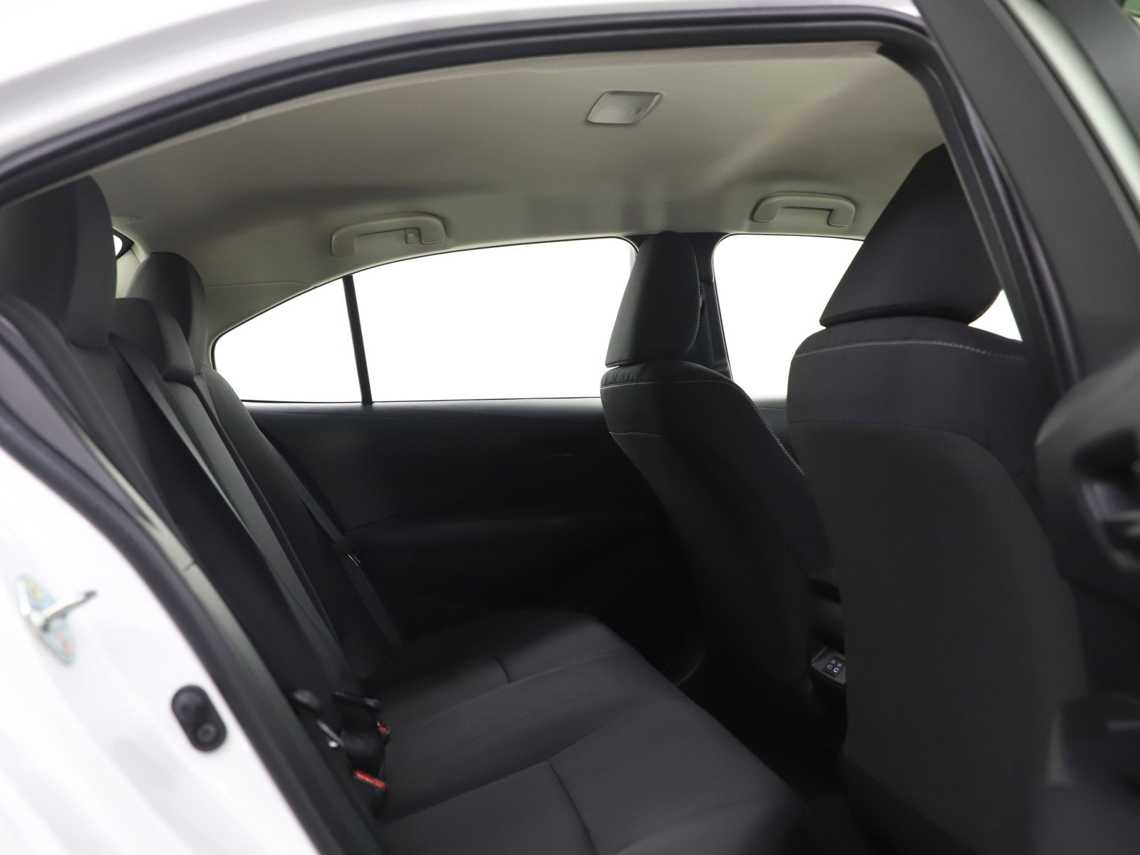 Used 2026 Toyota Corolla LE FWD image 12