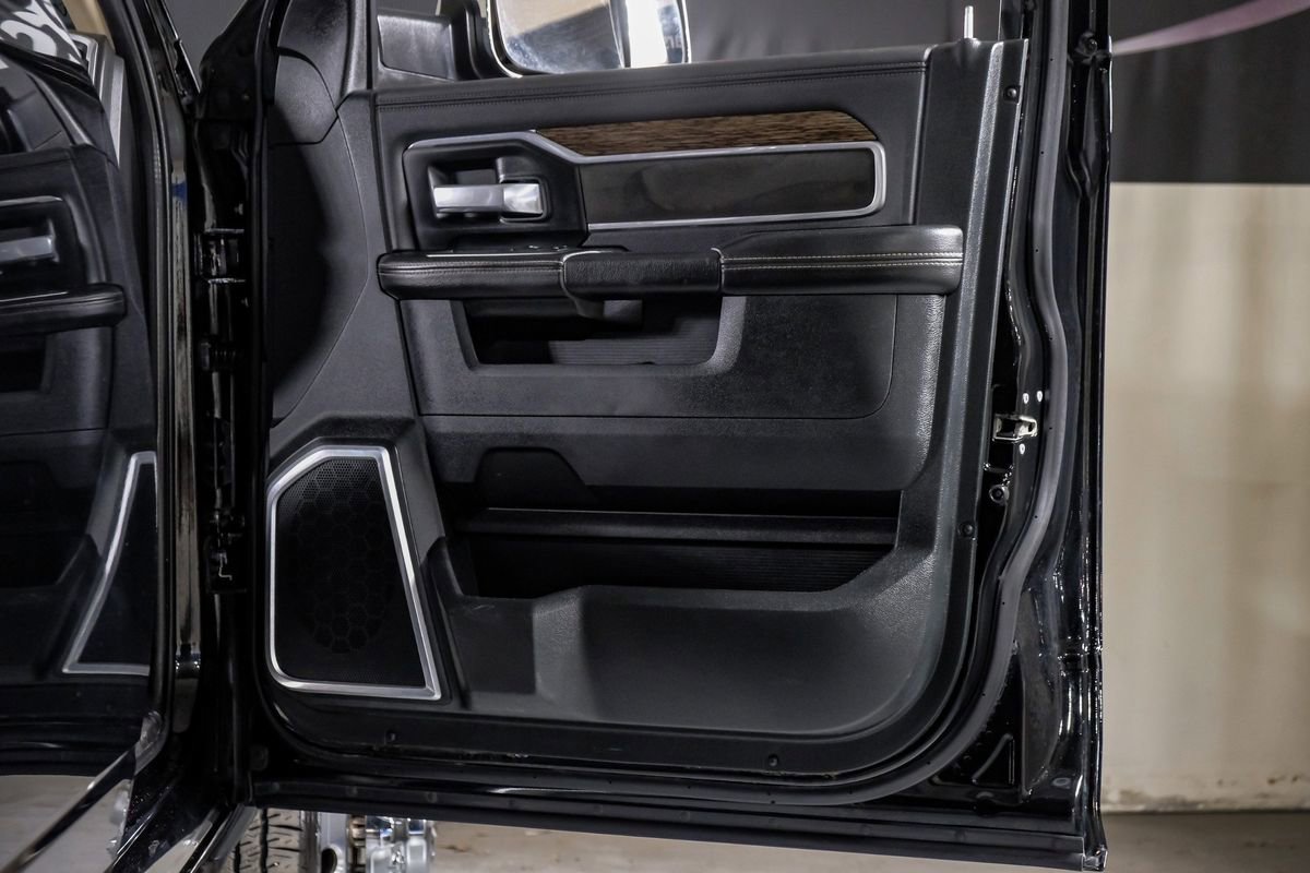 Used 2021 RAM 3500 Laramie image 35