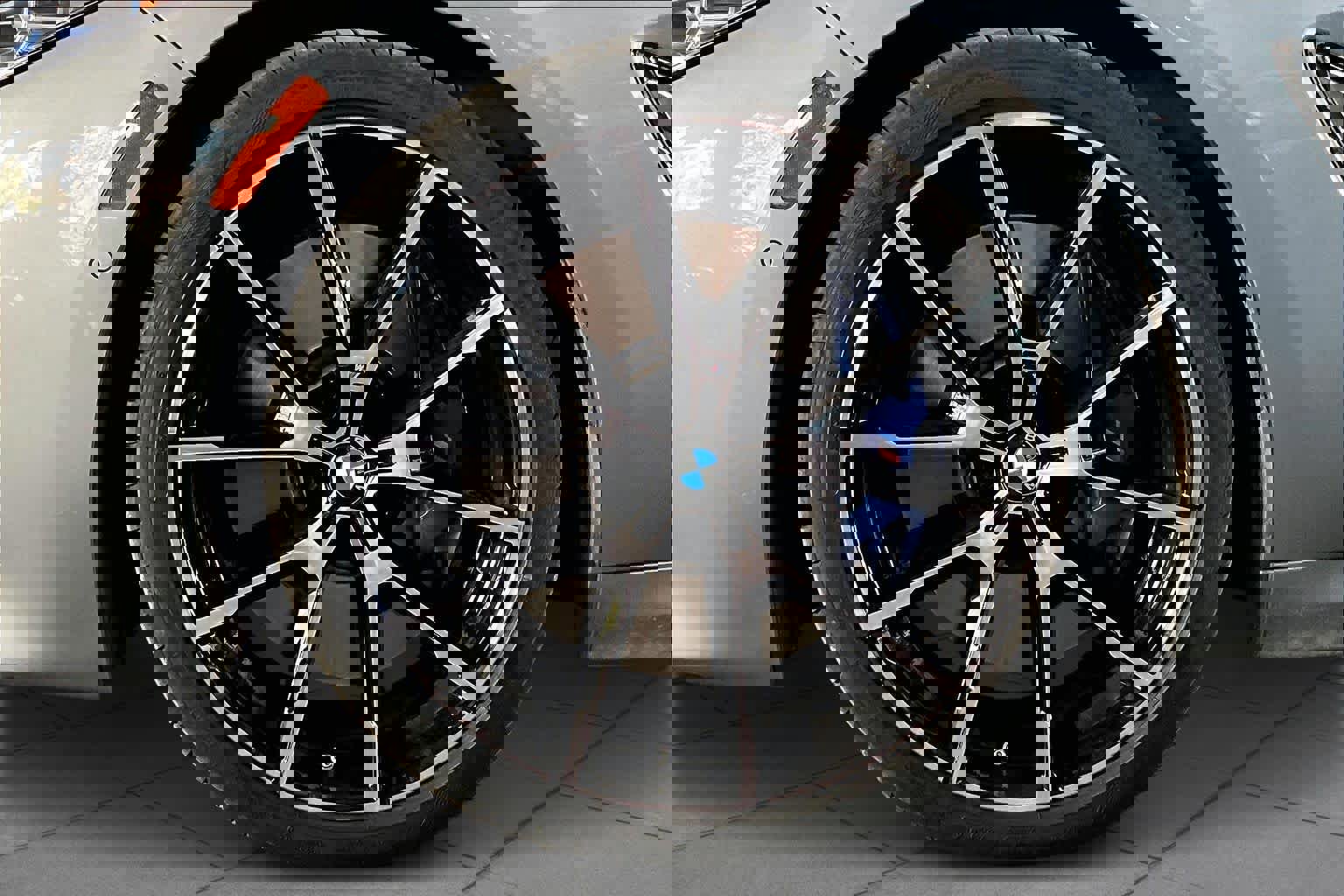 Used 2024 BMW M850i xDrive Convertible image 10