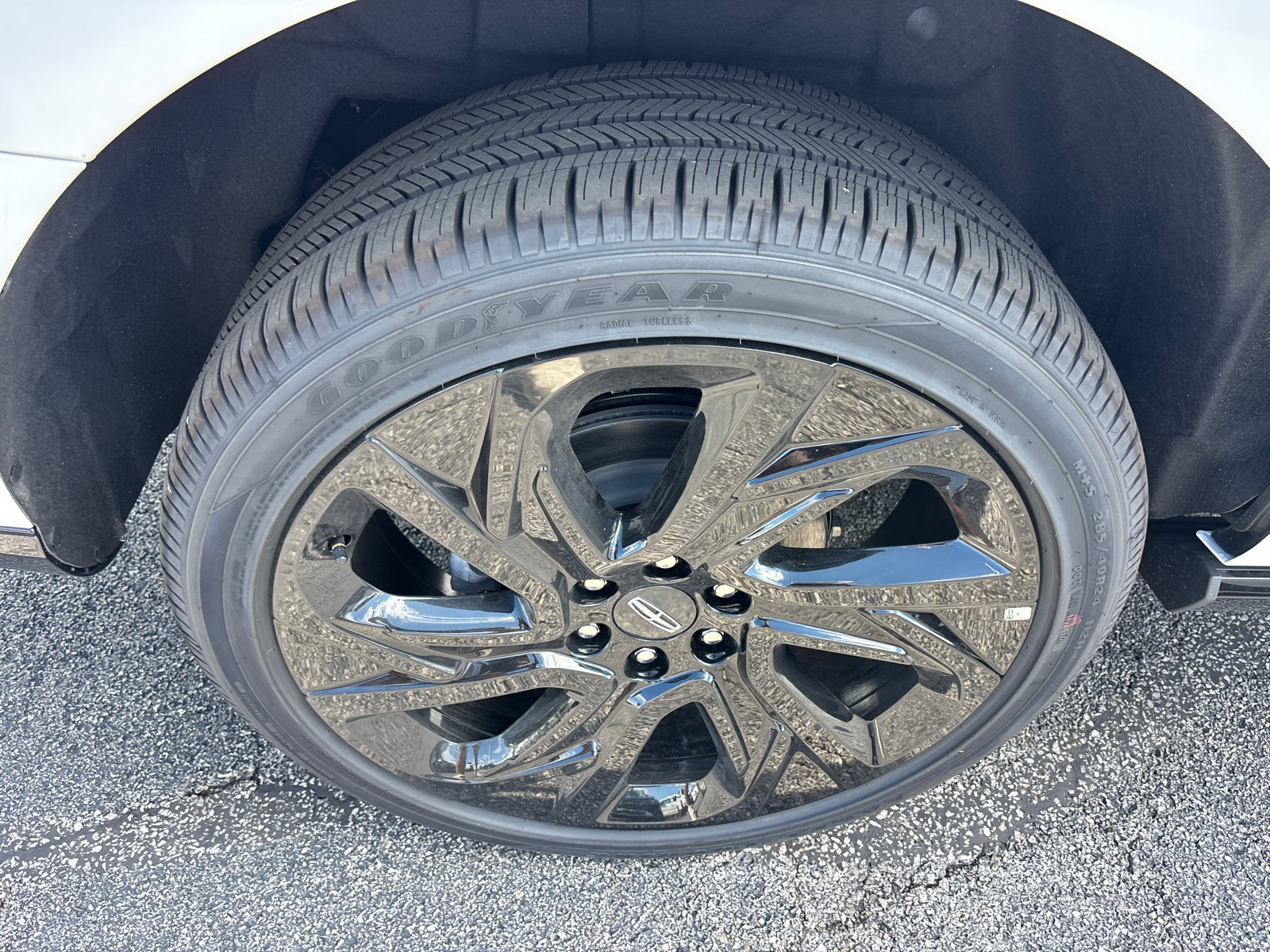 New 2027 Lincoln Navigator L Black Label AWD/4WD image 10