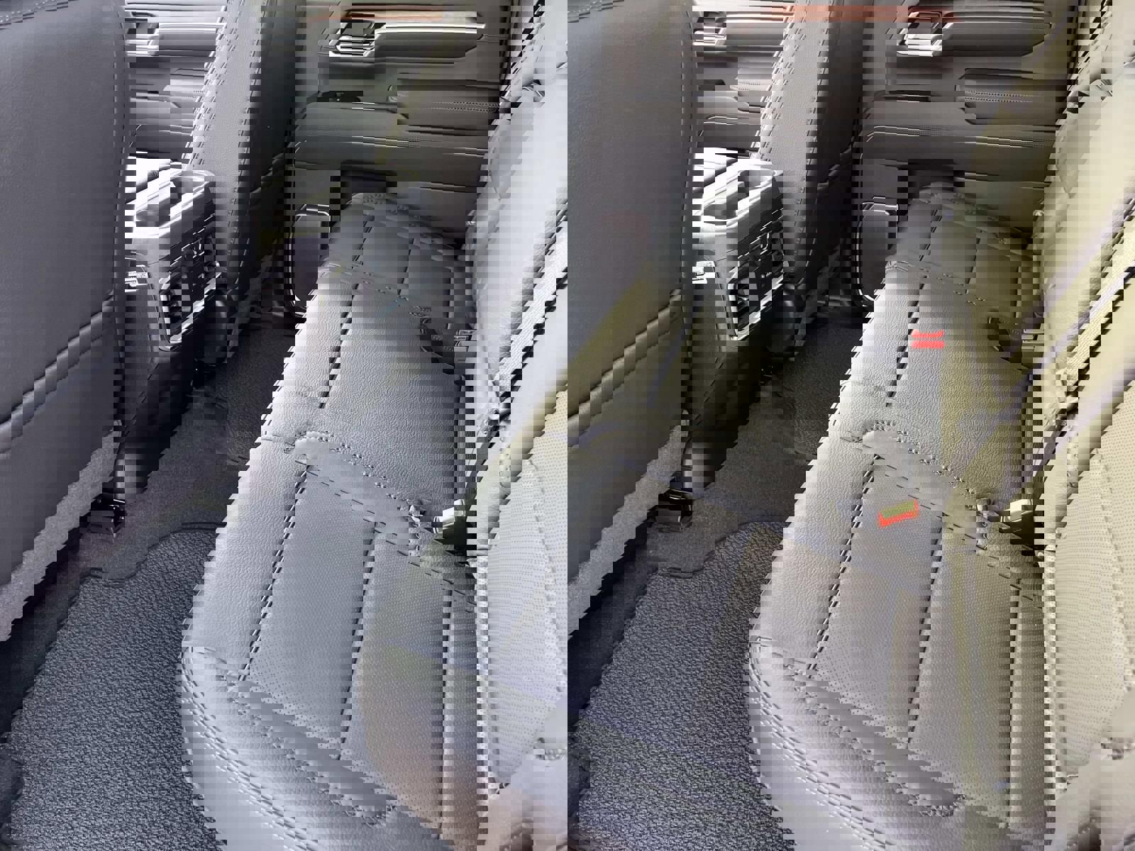 New 2026 GMC Sierra 2500 Denali w/ Denali Reserve Package image 20