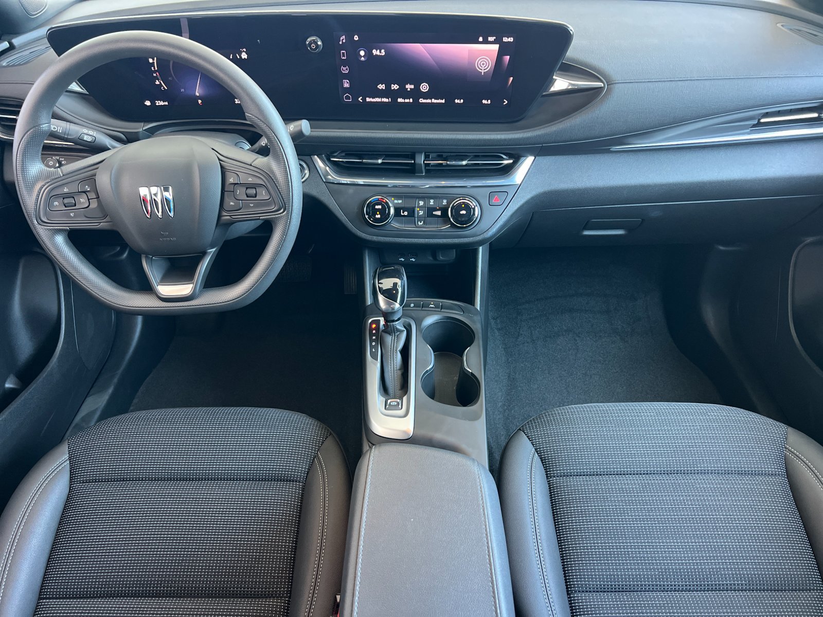 Used 2026 Buick Envista Preferred FWD image 13