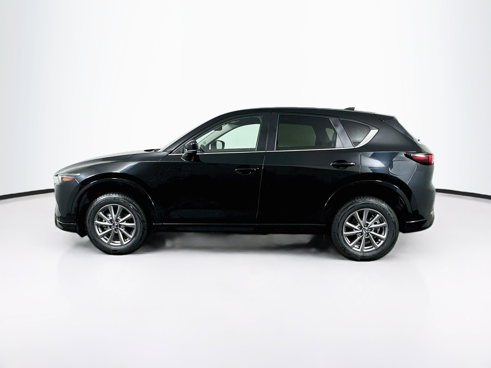 Used 2025 MAZDA CX-5 AWD 2.5 S w/ Preferred Package image 4