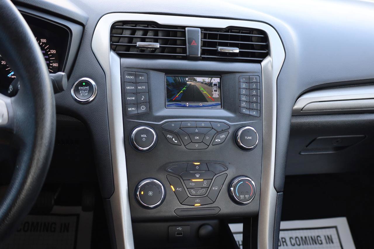 Used 2019 Ford Fusion S image 10