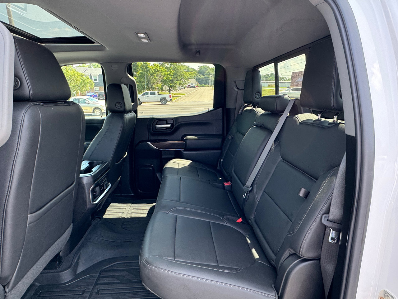 Used 2019 GMC Sierra 1500 SLT w/ SLT Premium Plus Package image 23