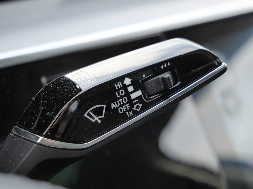 Used 2019 Audi A8 L 3.0T w/ Luxury Package image 49