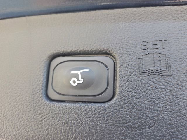 Used 2023 Ford Edge ST-Line image 12