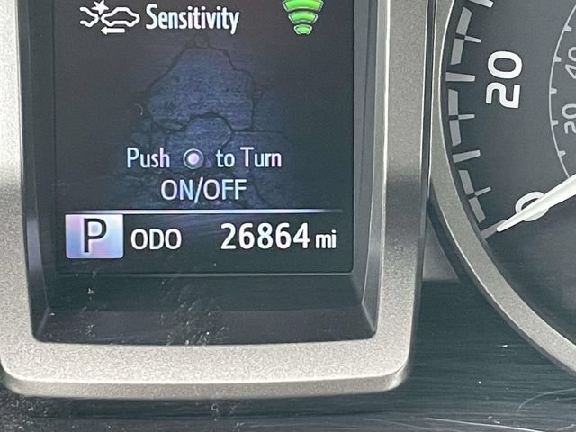 Used 2023 Toyota Tacoma SR5 w/ SR5 Appearance Package RWD image 26