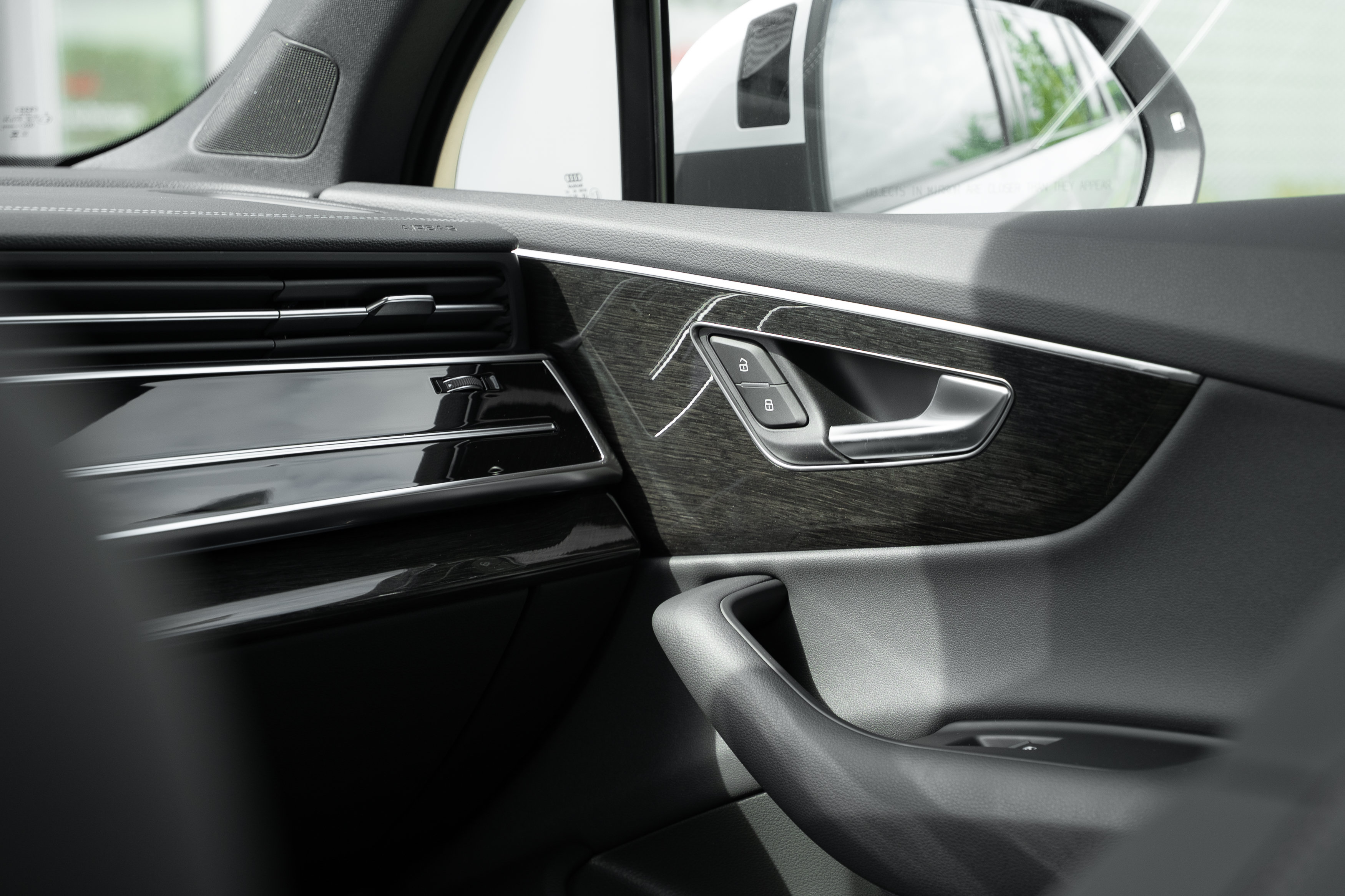 New 2026 Audi Q7 2.0T Premium AWD/4WD image 16
