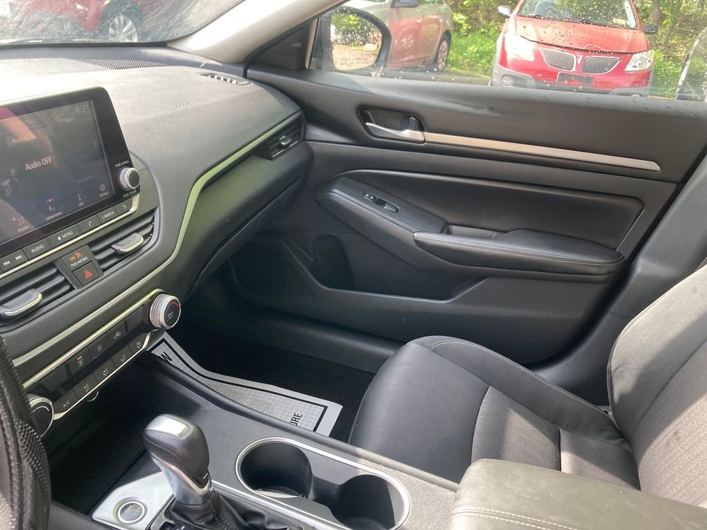 Used 2022 Nissan Altima 2.5 SV image 16