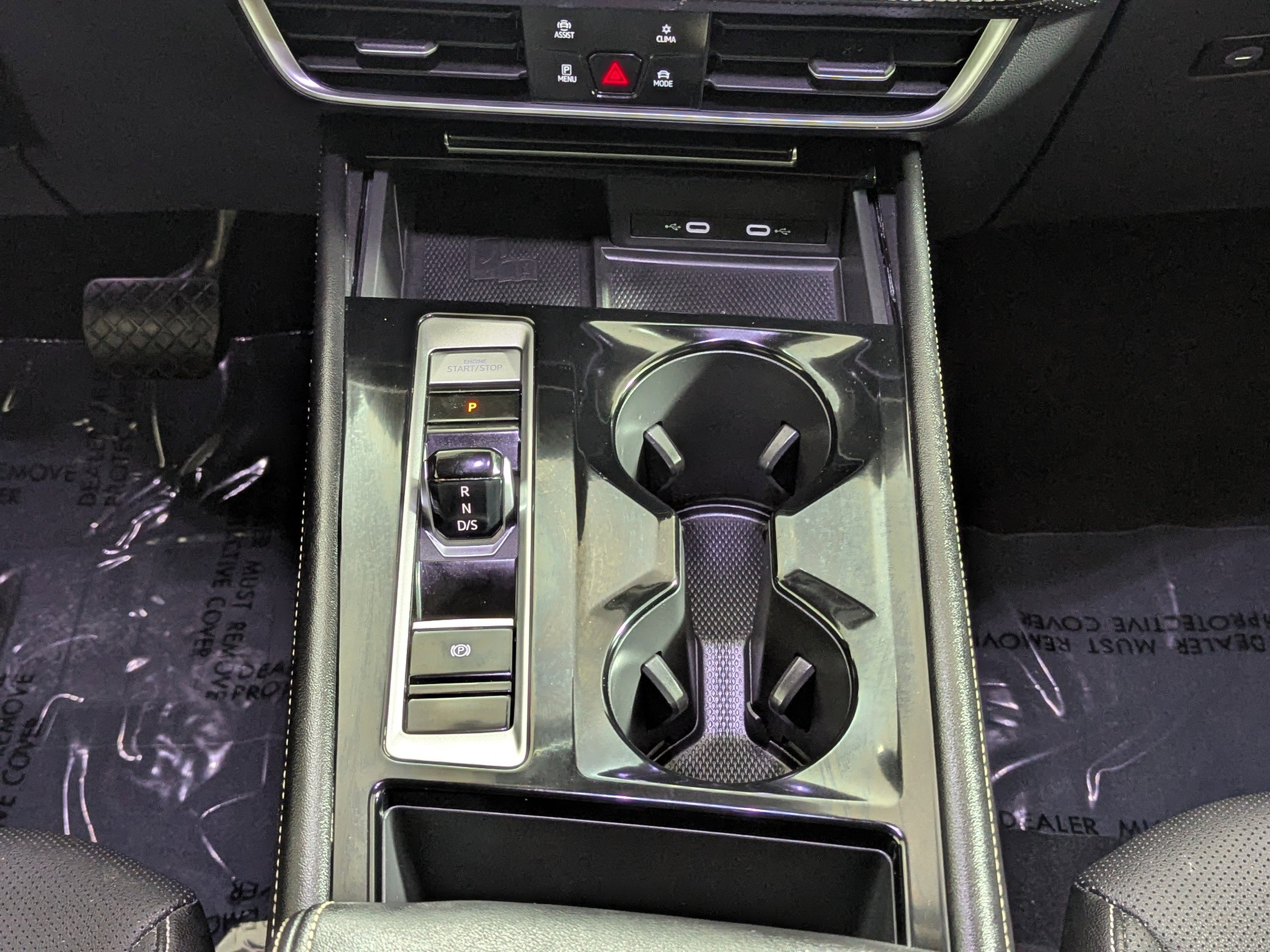 Used 2024 Volkswagen Atlas SE FWD image 21