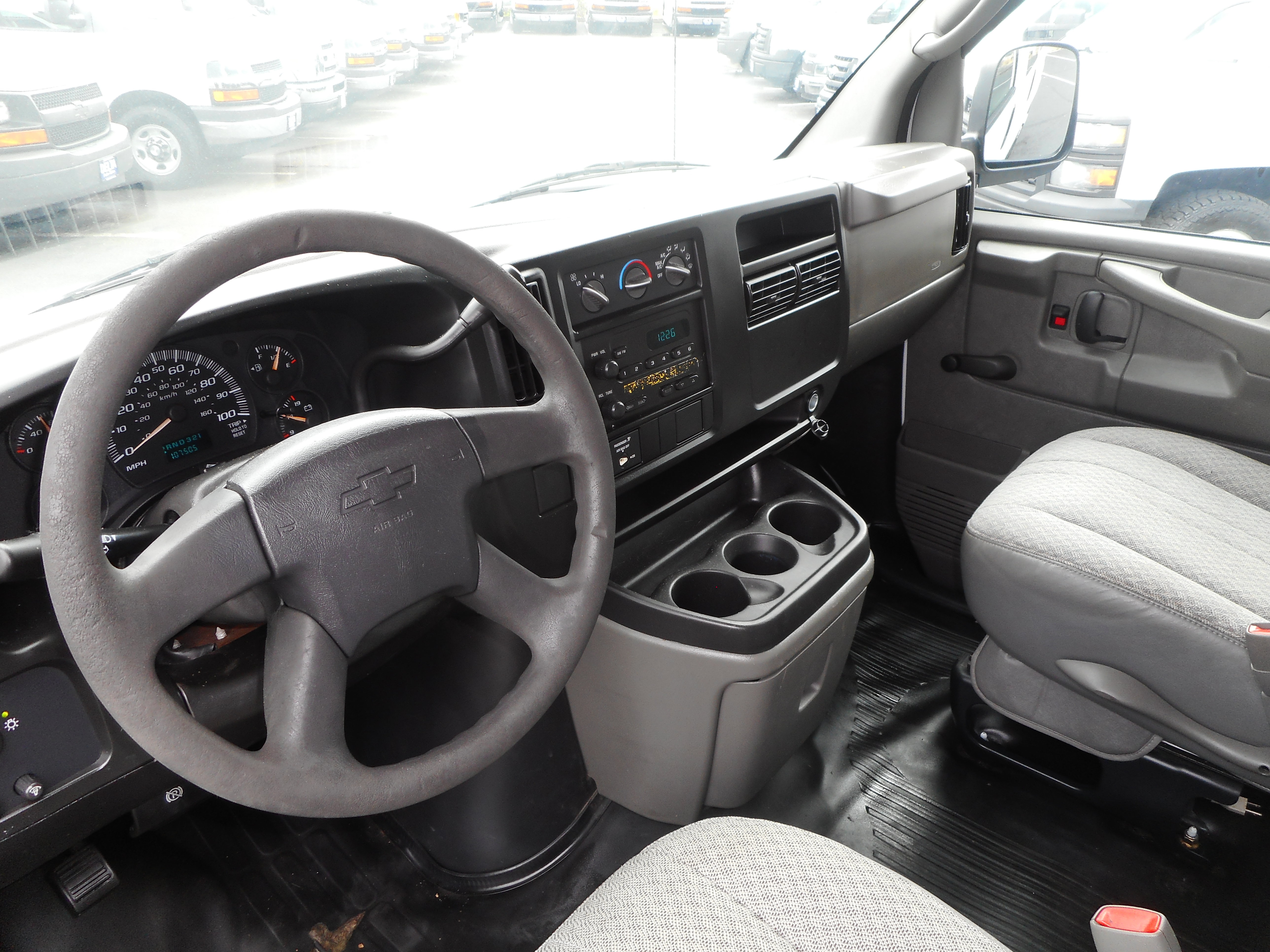 Used 2007 Chevrolet Express 2500 RWD image 14