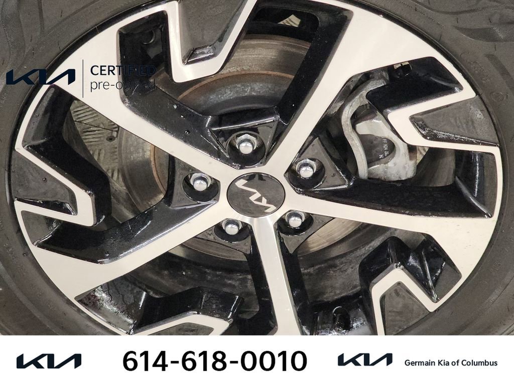 Certified 2025 Kia Sportage EX image 12