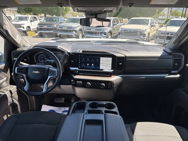 Used 2025 Chevrolet Silverado 2500 LT w/ Convenience Package AWD/4WD image 15