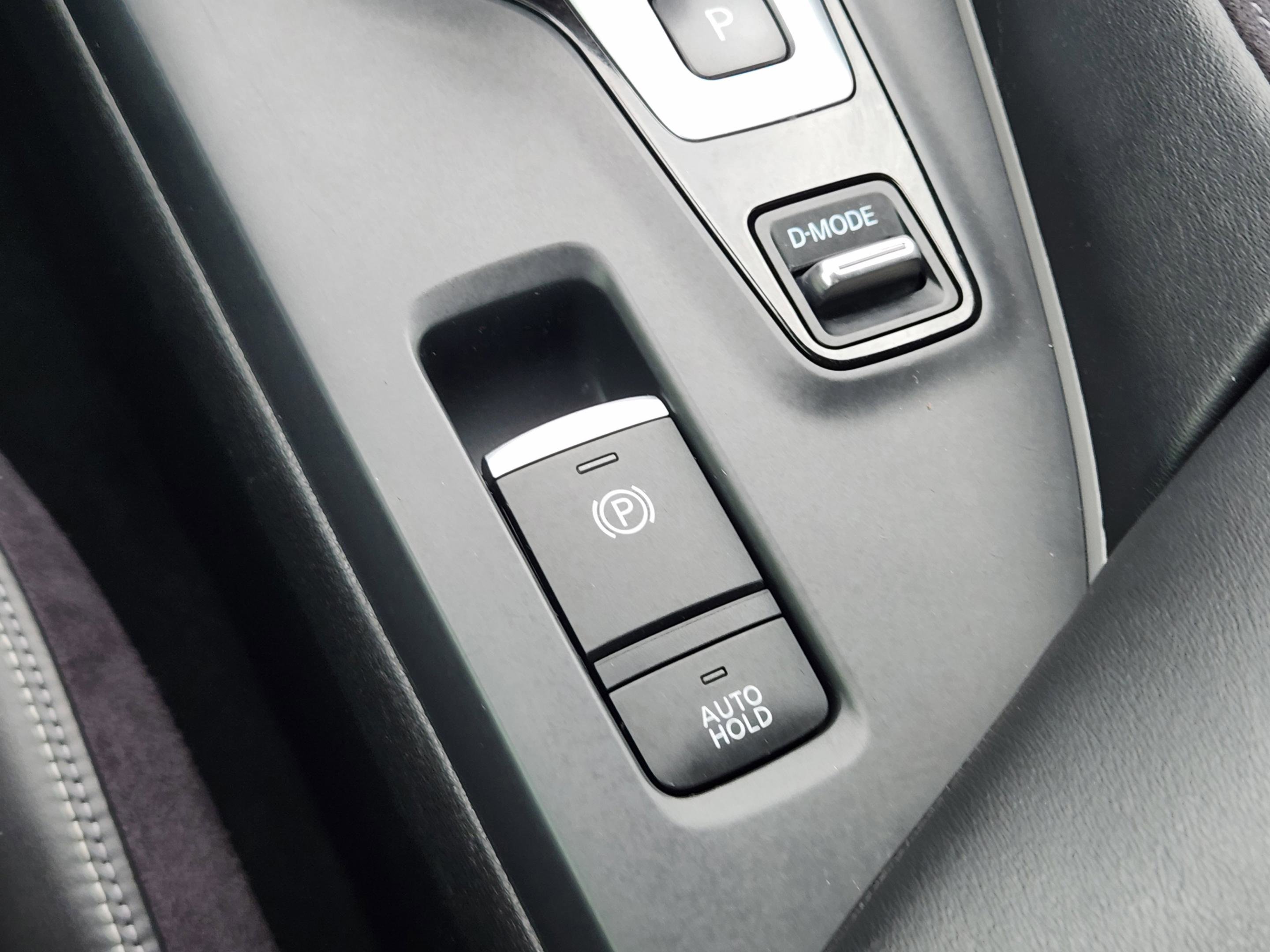 Used 2019 INFINITI QX50 Essential w/ Sensory Package FWD image 13