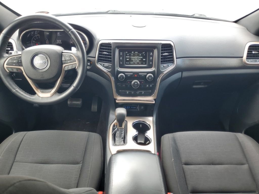 Used 2016 Jeep Grand Cherokee Laredo w/ Quick Order Package 23E AWD/4WD image 6