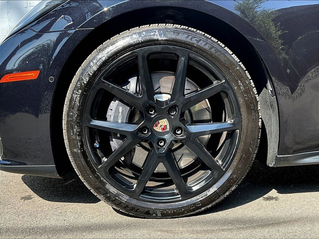 Used 2025 Porsche Panamera 4 image 13