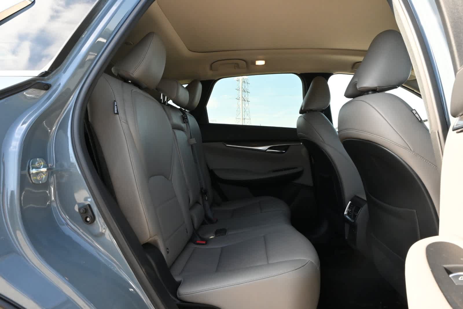 Certified 2023 INFINITI QX50 Luxe FWD image 21