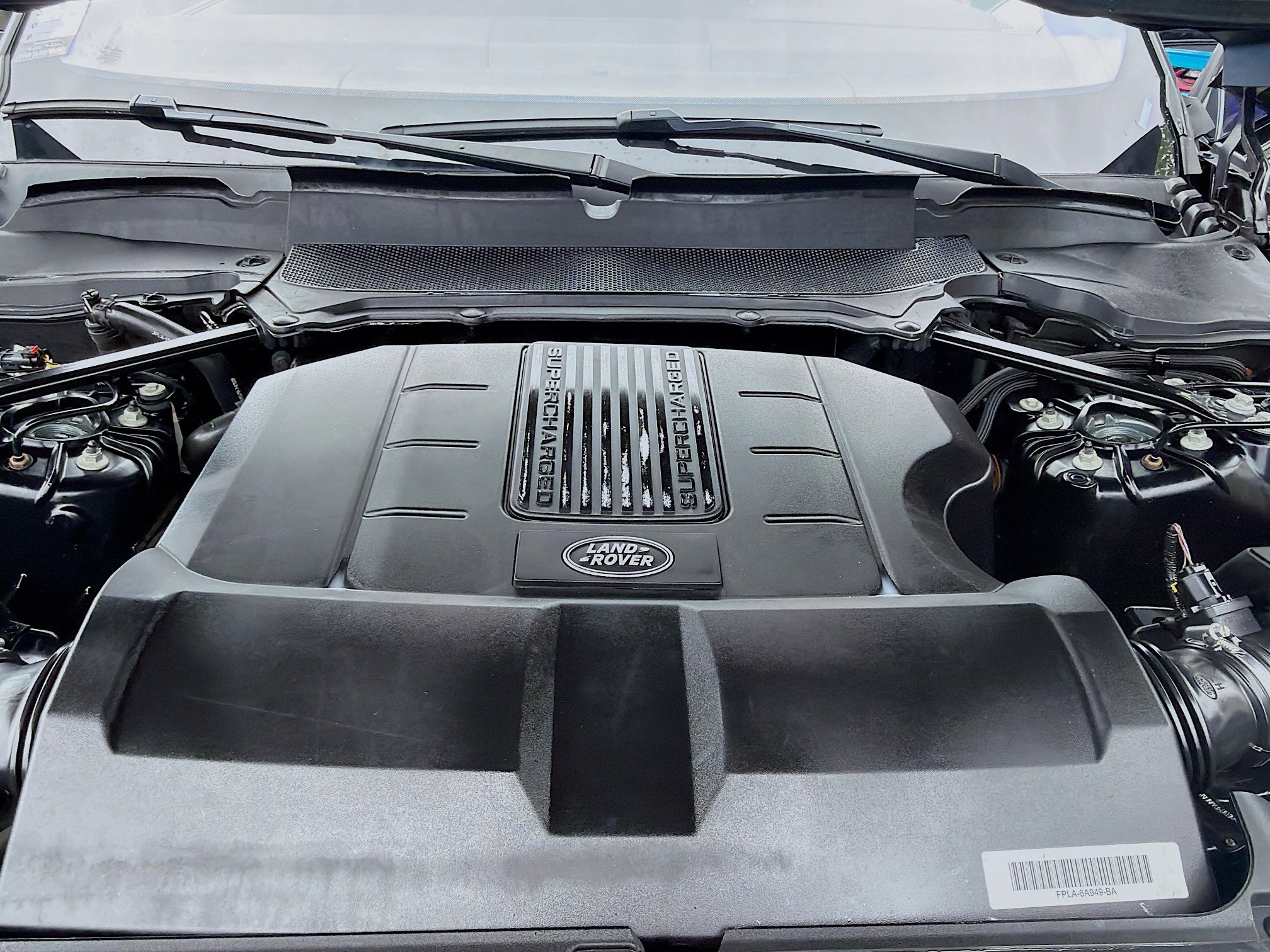 Used 2018 Land Rover Discovery HSE image 36