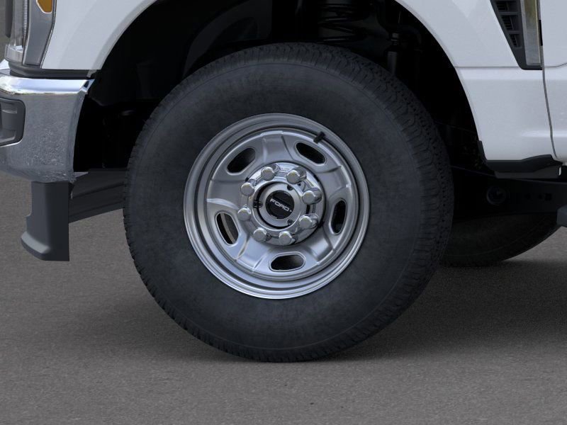 New 2026 Ford F250 XL w/ XL Chrome Package image 19