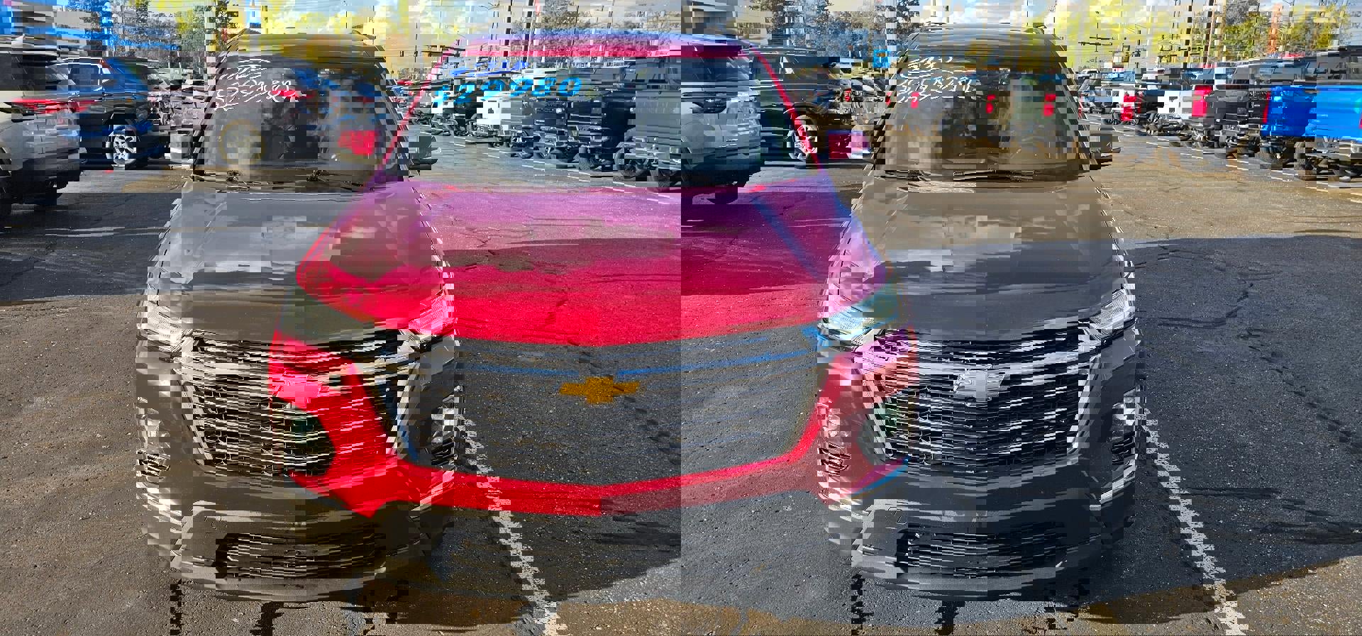 Certified 2023 Chevrolet Traverse LT w/ LPO, Floor Liner Package image 2