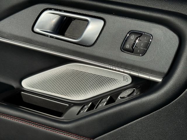 Used 2025 Ford Explorer ST image 25