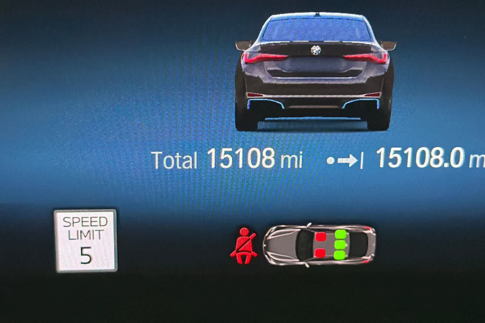 Used 2023 BMW i4 eDrive35 RWD image 25
